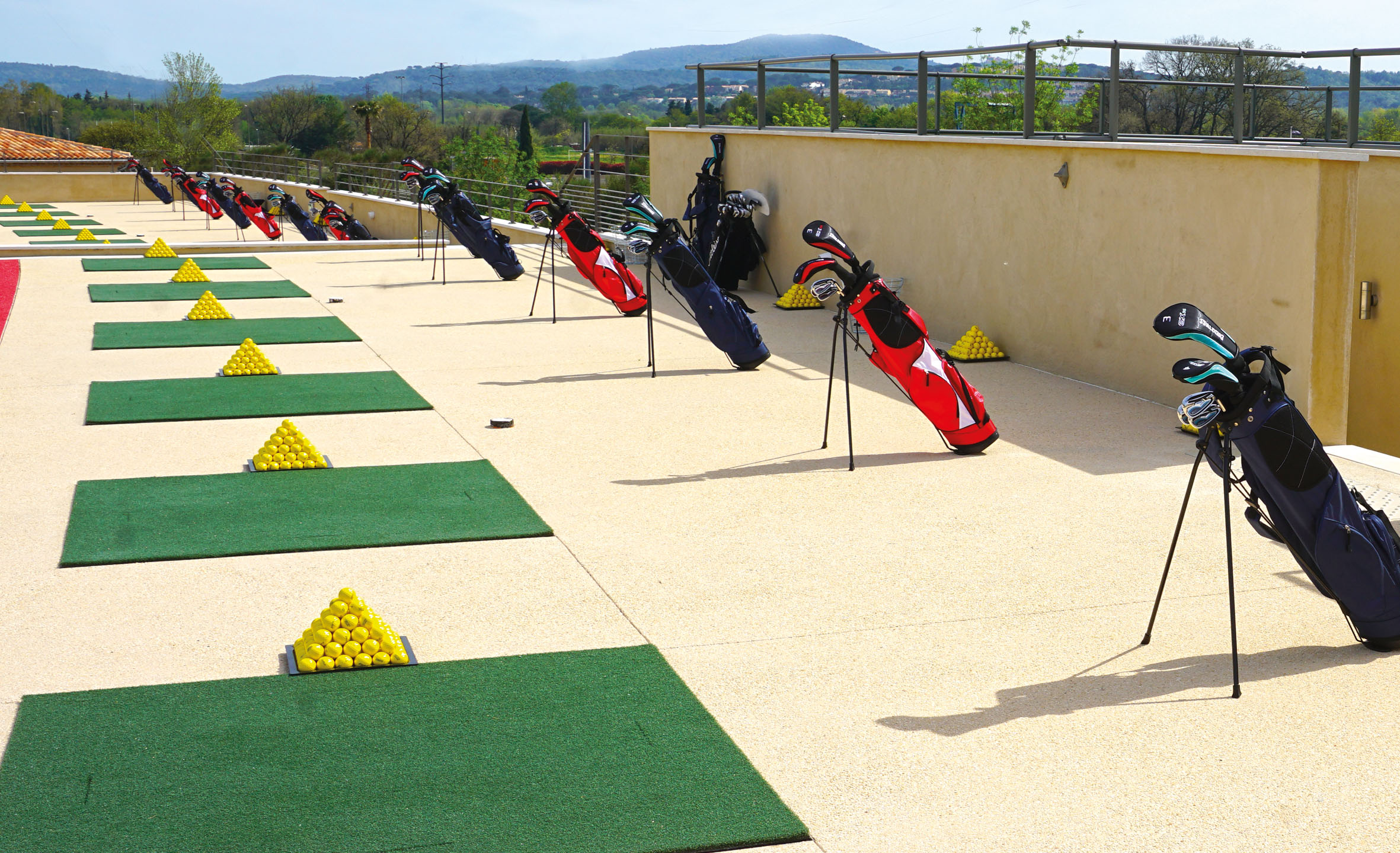 Des cours de golf adaptés à tous les niveaux Golf Up Des cours de golf adaptés à tous les niveaux Golf Up